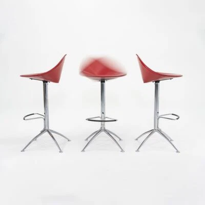 C. 1980s Set of Three Fame Fiorile Bar Stools by Fasem of Italy in Red & Chrome - Image 1 of 4