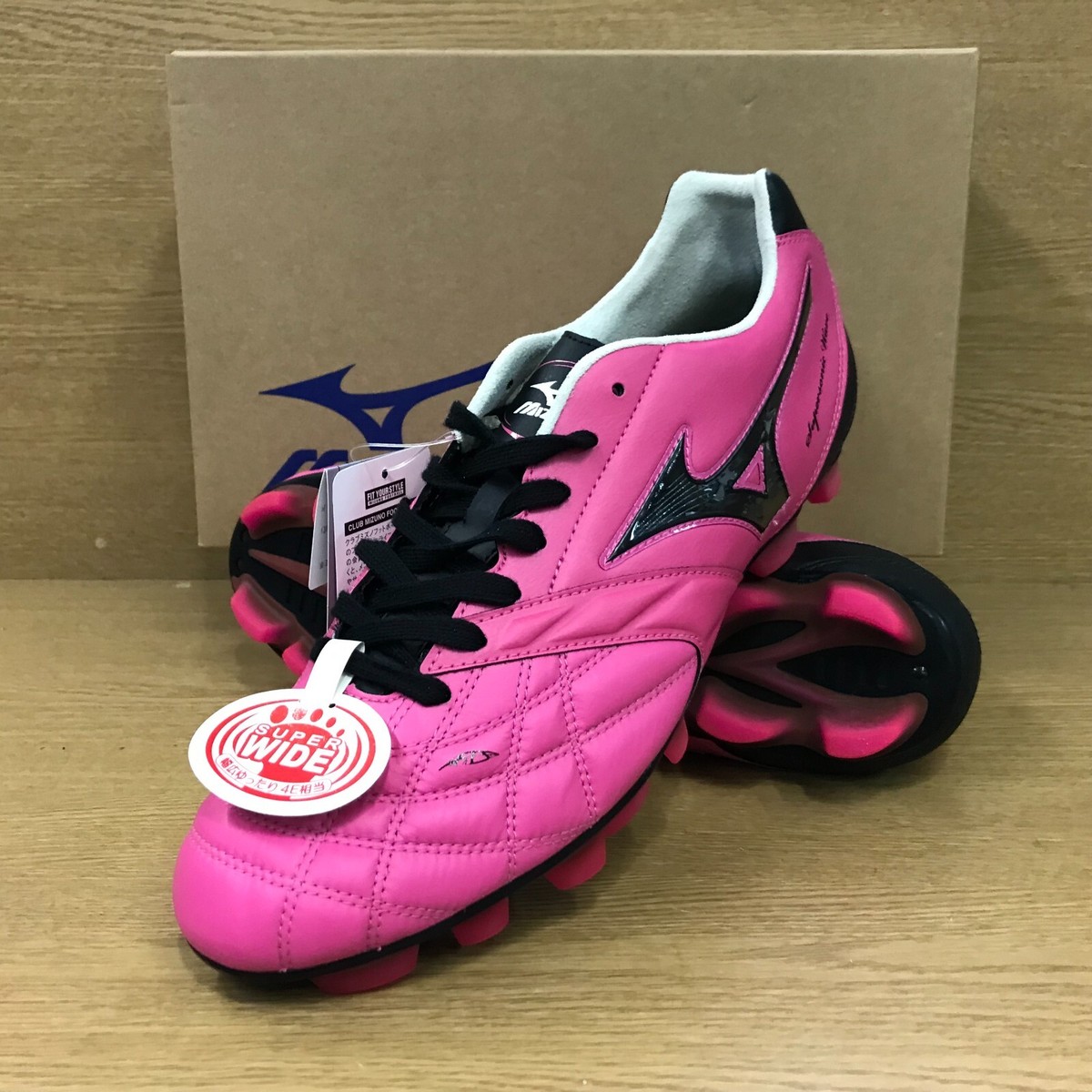 Mizuno Morelia サッカーシューズ ホワイト/ピンク Pink Mizuno Cleats | TikTok