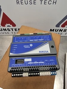 Johnson Controls S300-DIN-RDR2SA | Door Reader w/o Network Interface Module - Picture 1 of 7