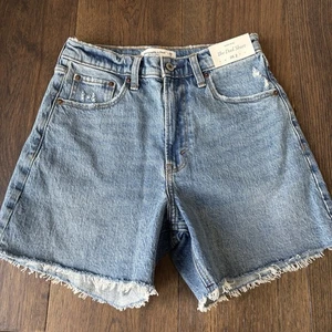 Neu mit Etikett! Abercrombie & Fitch The Dad Short High Rise Light Wash Damen 26 2 - Bild 1 von 9