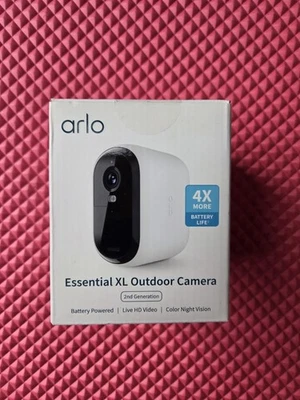 Cámara Exterior Arlo Essential XL FHD Segunda Generación VMC2052-1WMNAS INALÁMBRICA Nueva Foto 1 de 4