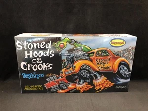 Moebius "Stoned Hooks & Crooks" by Von Franco Plastic Model Kit 1209 NISB - Picture 1 of 7