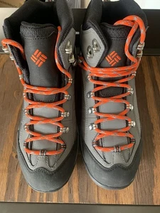 NEW Columbia Table Rock Outdry Hiking boot Size 9 BM5530-033 - Picture 1 of 9