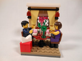 LEGO Holiday Valentines Day Dinner 40120 Complete w/Box & Instructions