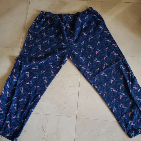 New England Patriots Men's NFL Team Apparel Fleece Pajama Lounge Pant X-Large Cover