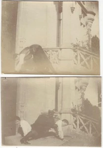 Dos instantáneas vintage de 1916 de colección para hombres franceses de lucha libre - Imagen 1 de 2