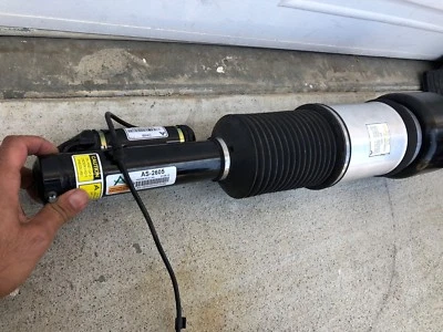 Puntal de amortiguador suspensión neumática Mercedes-Benz W220 S430 S350 S500 ((hecho en 9/2015)) Foto 1 de 4