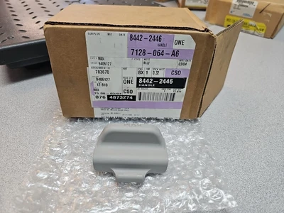 Genuine GM 84422446 Titanium Sunroof Sunshade Handle 2018-21 Buick Enclave - Image 1 of 3