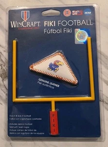Kansas Jayhawks Fiki Football con campo da calcio e palo porta Wincraft - nuovo - Foto 1 di 3