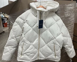Cole Haan Women's Essential Diamond Quilted Jacket - Picture 1 of 7