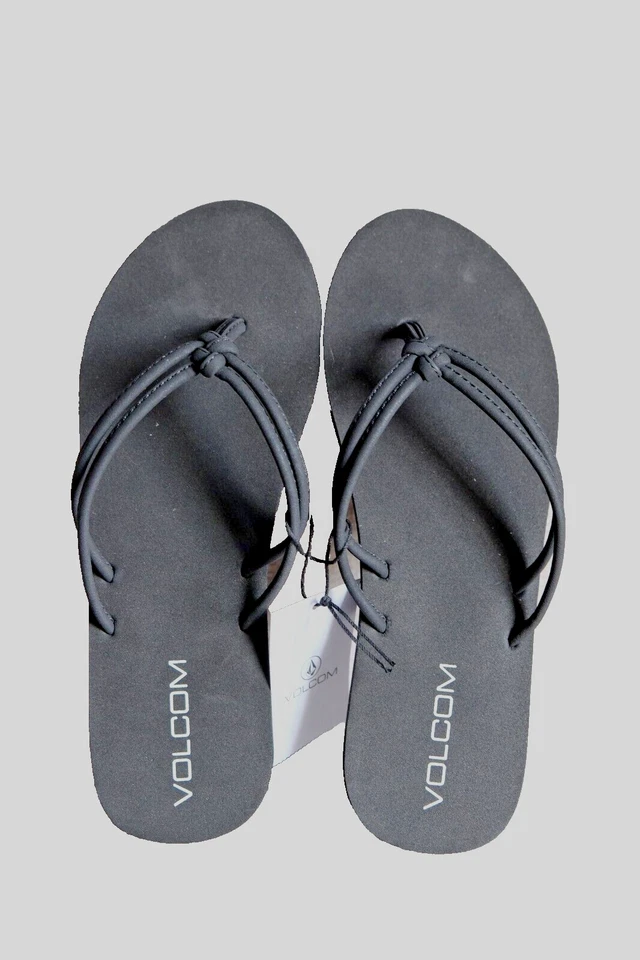 Brand new with tags - Volcom girls US size 3 black flip flop sandals  - Image 1 of 3