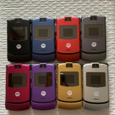 Original Motorola RAZR V3 Unlocked Flip GSM Bluetooth Phone - Image 1 of 4