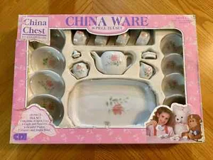 Vintage 1995 Creative Designs Colorware China Ware Chest 16 Piece Tea Set New TS - Picture 1 of 7