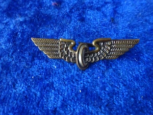 A28-07) Schirm-. Mützen-Abzeichen Deutsche Bundesbahn Original DB Reichsbahn - Bild 1 von 4