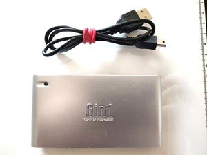 6 In 1 Card Reader Model No. CR-V10-U6 - Afbeelding 1 van 2