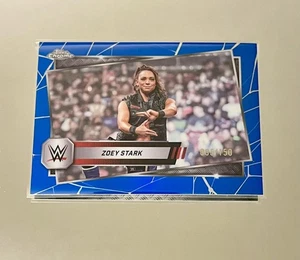 2025 Topps Chrome WWE Zoey Stark #174 Blue Refractor /150 - Bild 1 von 2