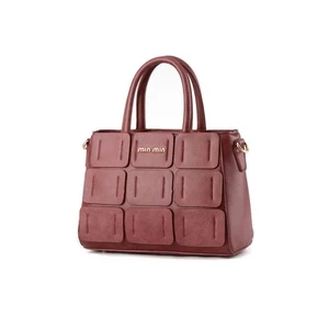 Weinrote Handtasche Designer langer Henkel Beuteltasche Schultertasche Ledertasche - Bild 1 von 4