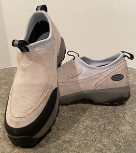 LL Bean Shoes Womens 8 1/2 M Hiking Slip On Beige Suede Thinsulate Walking - Picture 1 of 8
