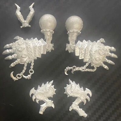 privateer press: warmachine - cryx death jack, claws + legs/head, unused. - Image 1 of 2