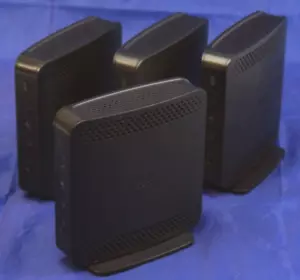 Lot of 4 Cisco AT&T Cellphone Signal Booster Tower Microcell DPH-154 AS IS READ - Picture 1 of 3