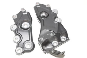 Juego trasero izquierdo derecho Yamaha Yzf R7 22-25 soportes de clavija de conductor OEM - Imagen 1 de 5