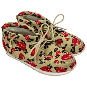 AKID Botines Mocasín Cuero 4Y Niñas Grandes Leopardo Tostado con Bordado Rojo - Imagen 1 de 11