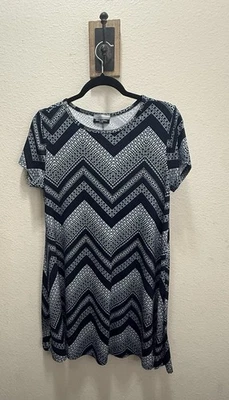 Allison Brittney Women's Dress Petite Medium Navy/White Geometric Short Sleeve - Image 1 of 4