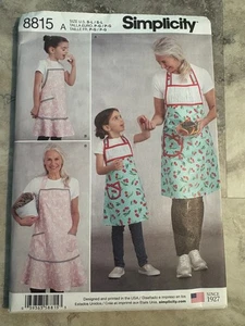 Simplicity Pattern 8815 CHILDS & MISSES APRONS S-L Ruffle Ties Unisex NEW - Picture 1 of 2
