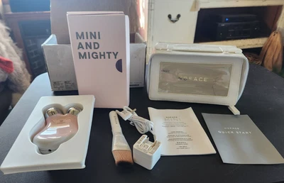 NuFACE Mini Blush Facial Toning Kit w/ Charger, Brush, Instruct & Case Powers ON - Image 1 of 4