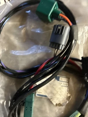 Ford Escort 95/99 Jumper Lead New 1007193 Genuine Ford Part - Image 1 of 4