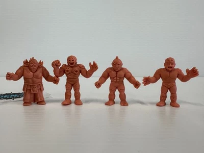 Juego de figuras de hombre M.U.S.C.L.E Foto 1 de 2