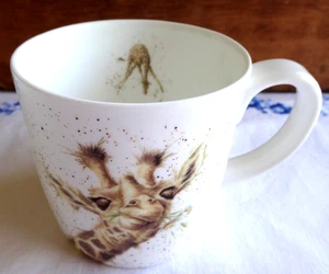 Royal Worcester Wrendale Designs,Hannah Dale, LOFTY GIRAFFE Coffee/Tea/Cocoa Mug - Picture 1 of 3