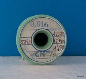Alambre Nichrome 0,016 mm 54AWG 5191 Ώ/m 1582Ώ/ /Ft 1,79gr 1074m/3522ft/ MUY RARO - Imagen 1 de 4