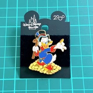 WDW Disney Scrooge McDuck Pin Badge with Backing Card – Holding Gold Coin - Picture 1 of 3