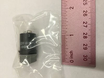 T1-0033, OTTO TOGGLE SWITCHES - Image 1 of 4