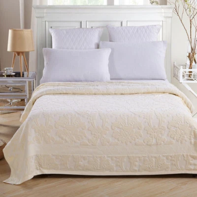 Pure Cotton Blanket Flower Relief Soft Towel Blankets Spring Autumn Bed Cover - Image 1 of 4