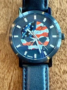 Orologio Harley Davidson Uomo Bandiera Americana Willie G Teschio Cinturino Pelle 78A122 - Foto 1 di 8