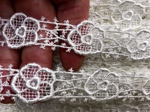 vintage lace flower 3/4" rayon white trim scallop 1yd made in USA - Picture 1 of 5
