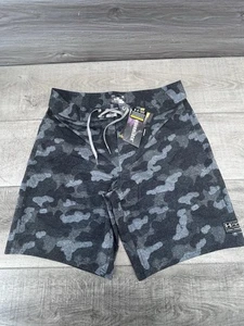 Under Amour STORM Men's Black Heat Gear Camouflage Athletic Shorts Size 36 - Picture 1 of 9
