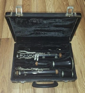 Vintage P Gerard Bb Clarinet THREE STAR - Parts project with Case Paris France - Picture 1 of 1