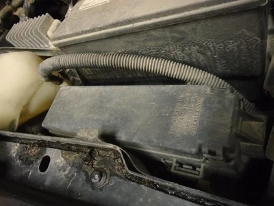 Fuse Box Engine Fits 00-04 GRAND CHEROKEE 1343357 Foto 1 de 4