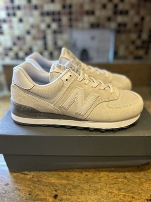 Size 8 Women’s /6.5 Men’s - New Balance 574 Core Pack - Nimbus Cloud W - Image 1 of 4