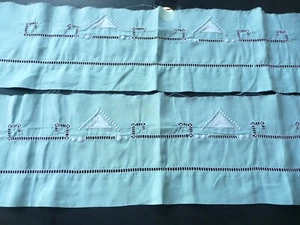 2 broderies ancienne sur lin vert à décors de jours - Imagen 1 de 6