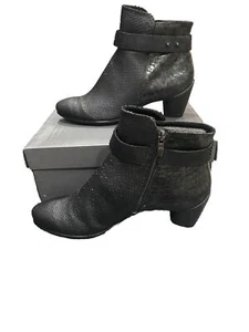 Ecco Sculptured 45 Ankle Boots Reptile Texture Blk Leather EU 41 US 10-10.5 New - Picture 1 of 10