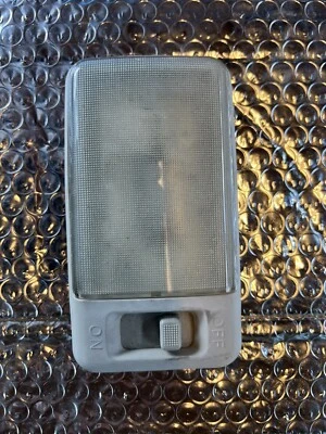 1999-2004 Land Rover Discovery 2 SE Interior Overhead Rear Dome Light Tan OEM - Image 1 of 2