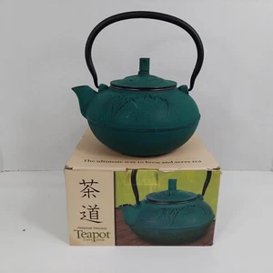 Cast Iron Teapot Tetsubin Japanese Tea Kettle 1.5 Liter Green Bamboo NEW - Picture 1 of 11