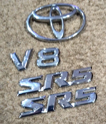 2000-2006 TOYOTA SEQUOIA V8 SR5 EMBLEMS BADGE LOT USED AUTHENTIC Foto 1 de 4