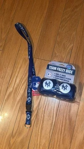 Yankees Lanyard And Fuzzy Dice - Picture 1 of 1