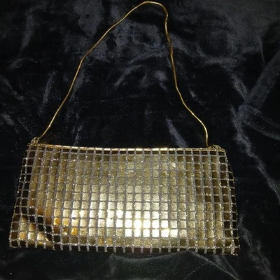 La Rue - Cartera de Colección Oro Pequeña con Cremallera, Estilo Bolso sin asas de moda. Nuevo sin etiquetas Foto 1 de 4