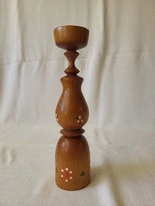 Kerzenständer, Holz gedrechselt, mit Bemalung, 20 cm, Erzgebirge, DDR - Bild 1 von 11